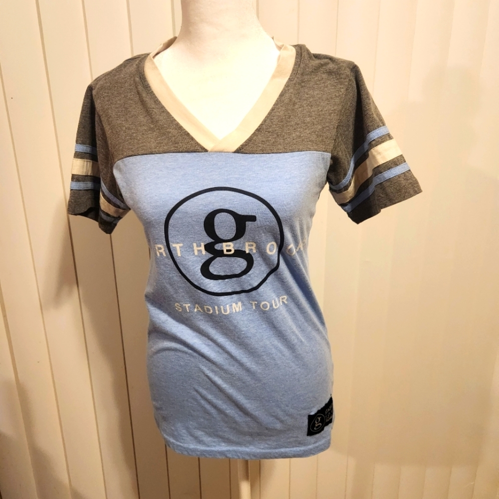 Women's Garth Brooks Stadium Tour Shirt Size Small